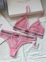 Женский комплект Calvin Klein в сеточку розовый: топ и стринги CA22
