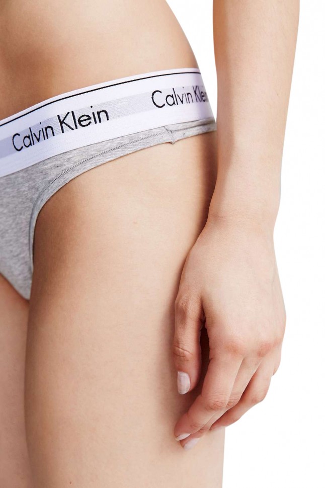 Женский комплект Calvin Klein с чашечками серый: топ и стринги C08