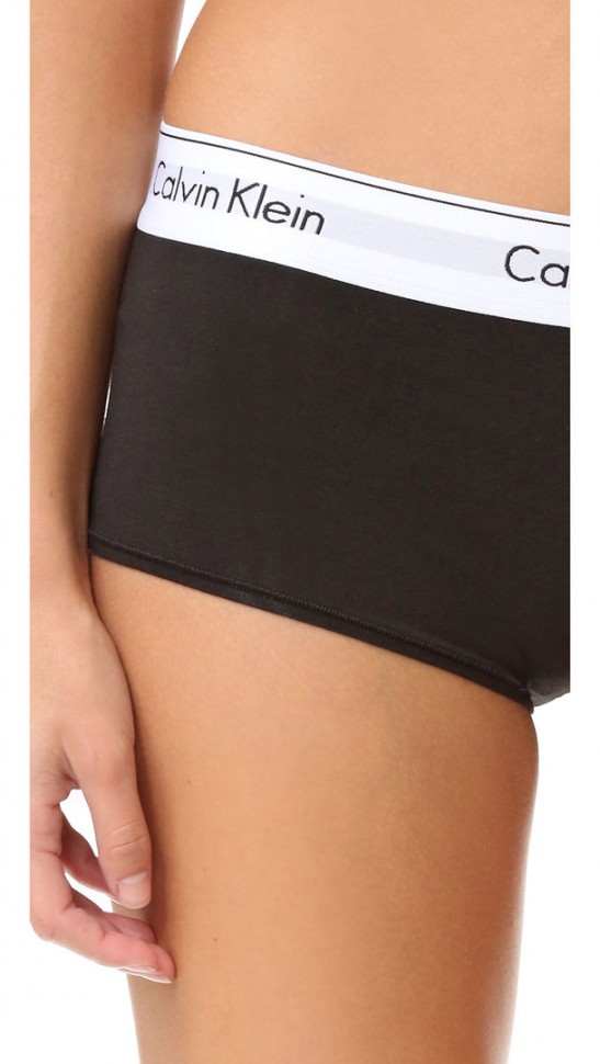 Женский комплект Calvin Klein с чашечками черный: топ и шортики C11